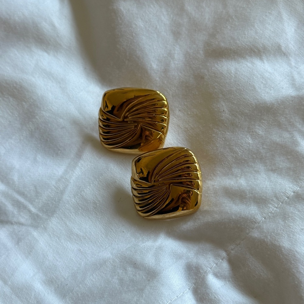 Heaven Maybem Gold Swirl Square Earrings - Women Jewelry